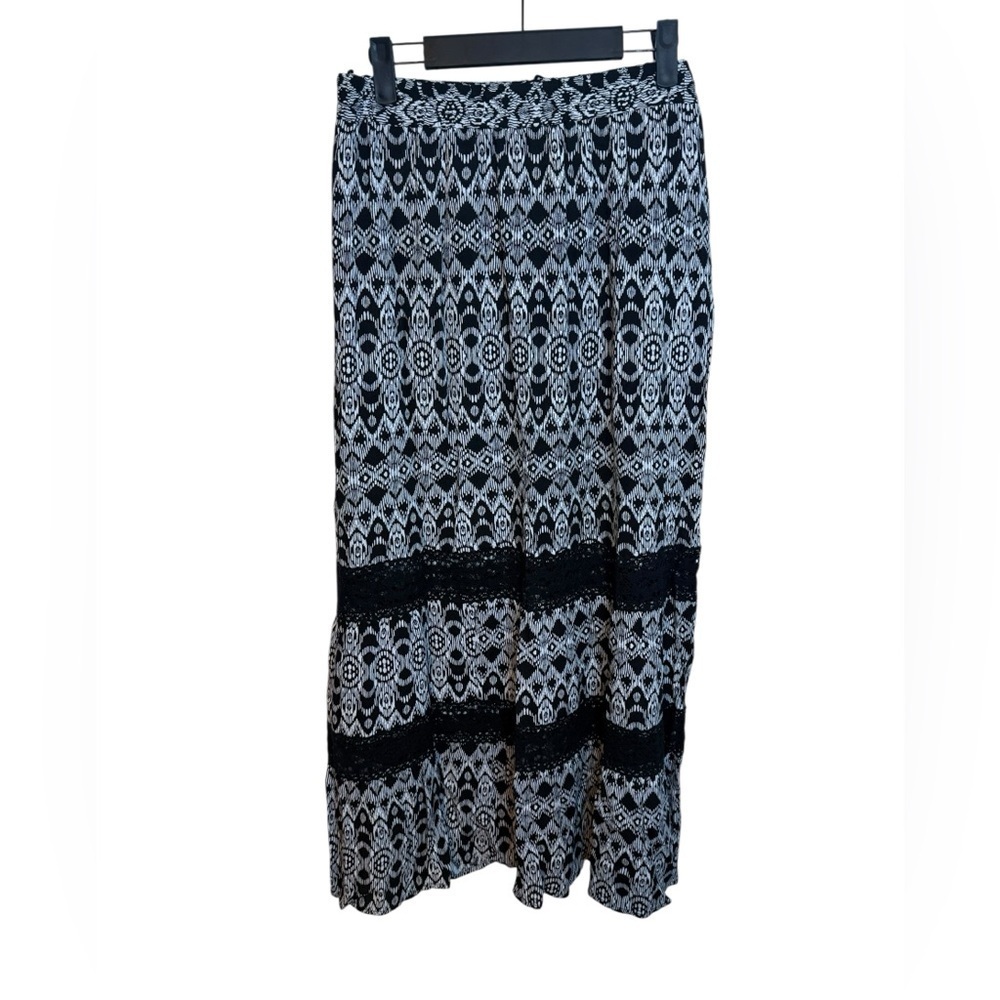 Faded Glory Bohemian Y2K Crochet Maxi Skirt